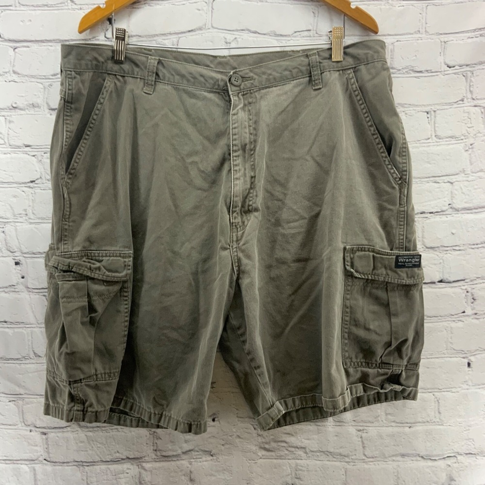 Wrangler Cargo Shorts Mens sz‎ 40 Gray 100% Cotton